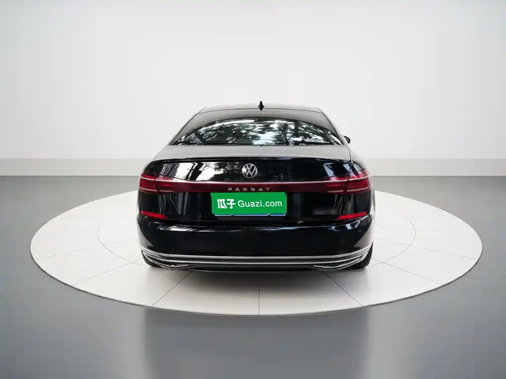 Volkswagen Passat — фото 3