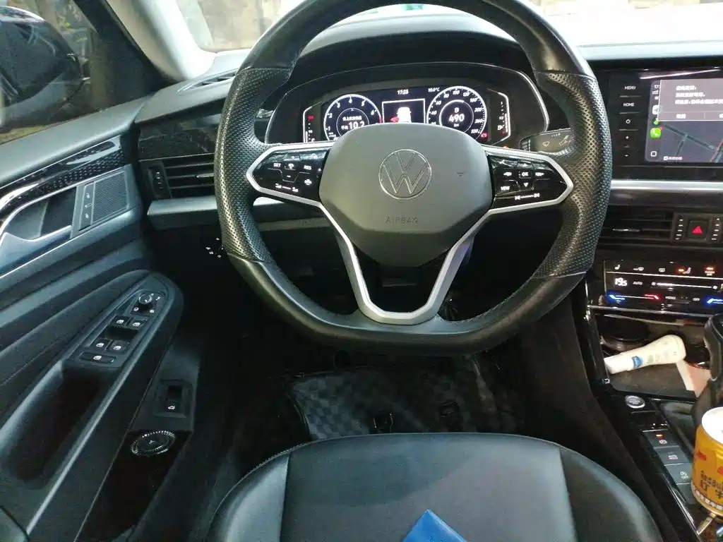 Volkswagen Passat — фото 6