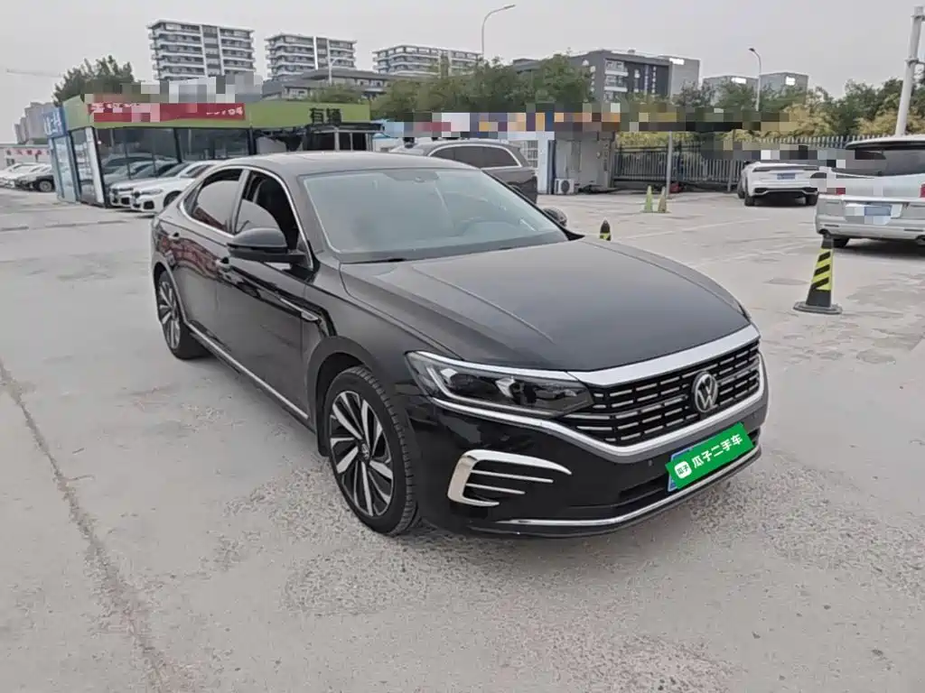 Volkswagen Passat — фото 4