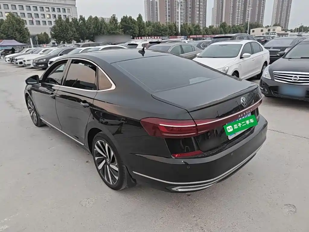 Volkswagen Passat — фото 5