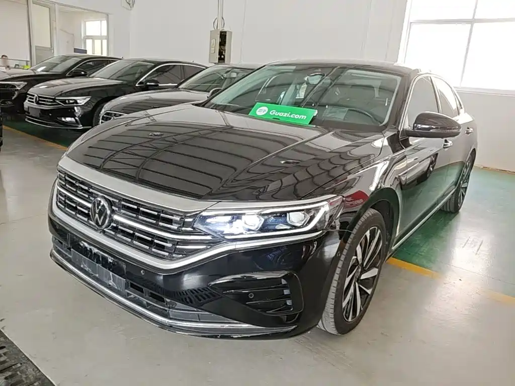 Volkswagen Passat — фото 2