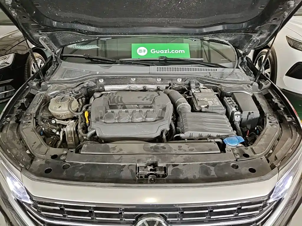 Volkswagen Passat — фото 20
