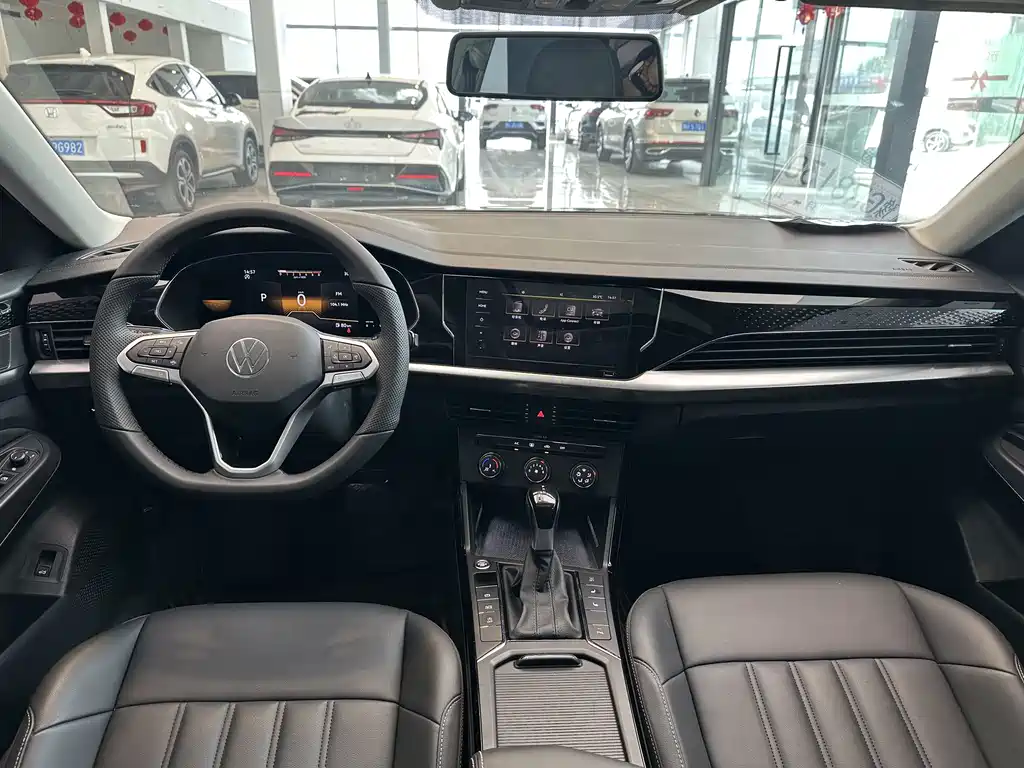 Volkswagen Passat — фото 11