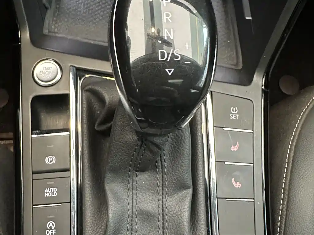 Volkswagen Passat — фото 9