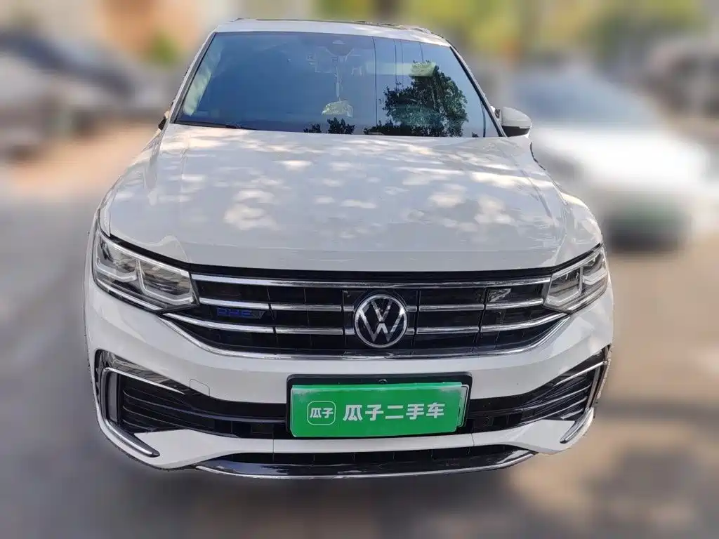 Volkswagen Tiguan L PHEV — фото 2