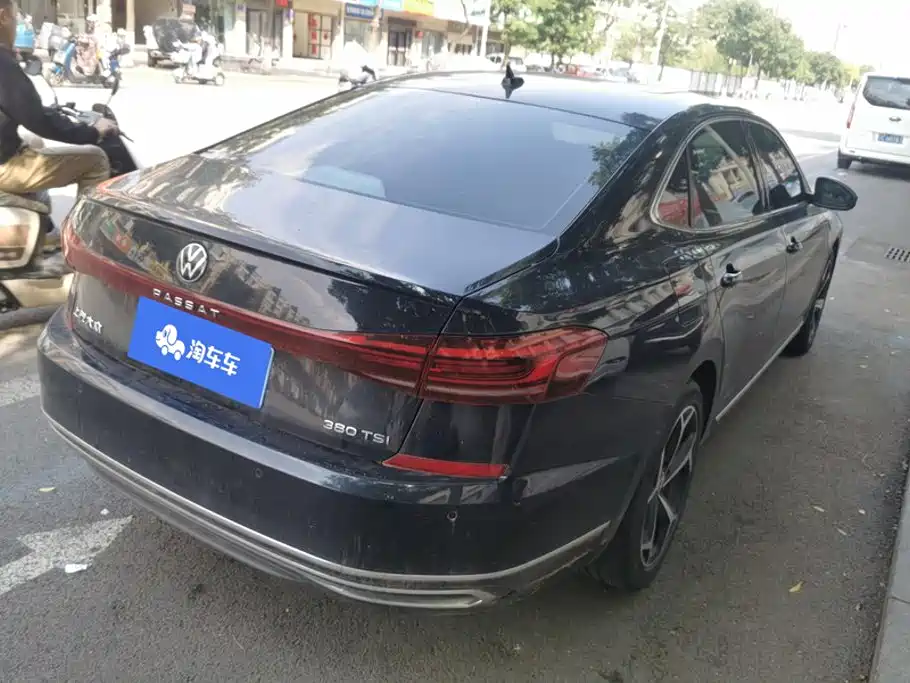 Volkswagen Passat — фото 3