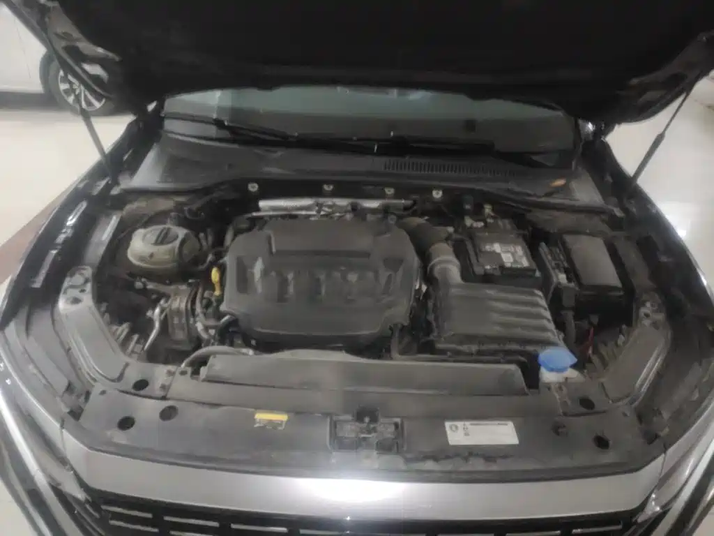 Volkswagen Passat — фото 20