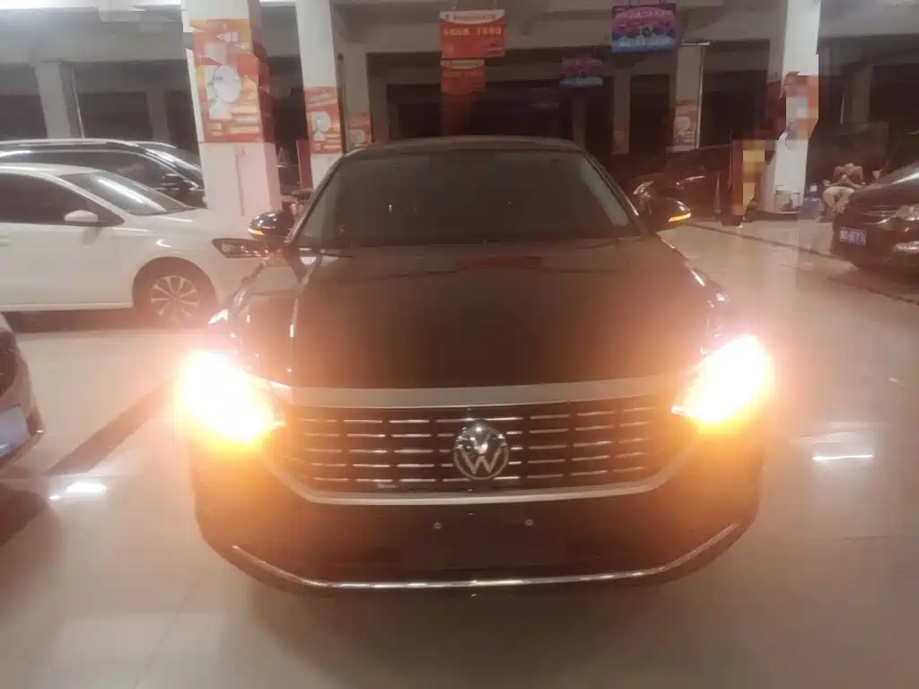 Volkswagen Passat — фото 3