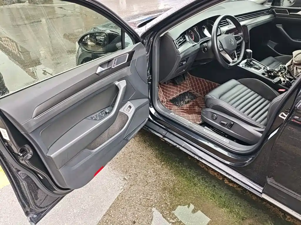 Volkswagen Magotan — фото 16