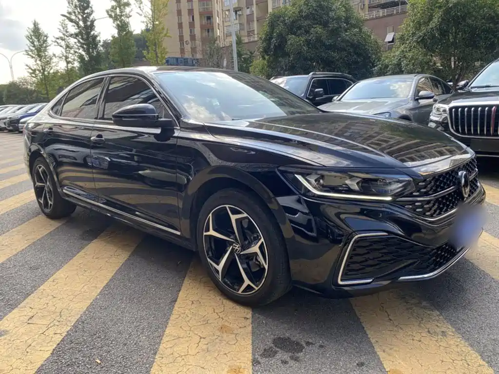 Volkswagen Passat — фото 4