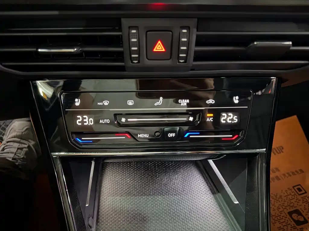 Volkswagen Passat — фото 14
