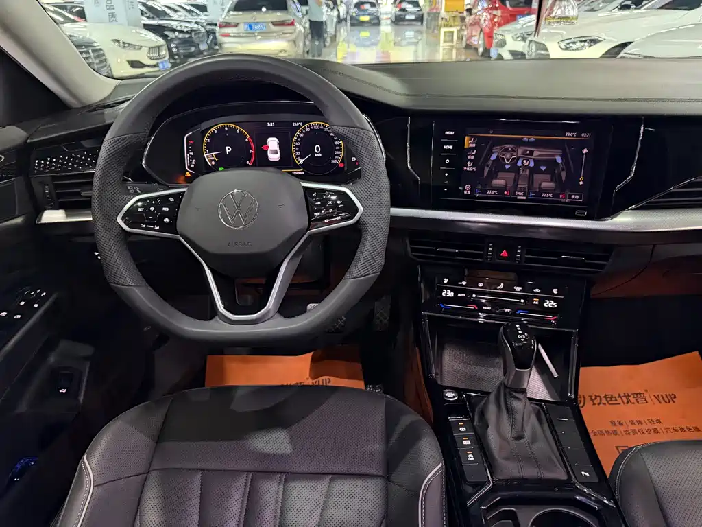 Volkswagen Passat — фото 18