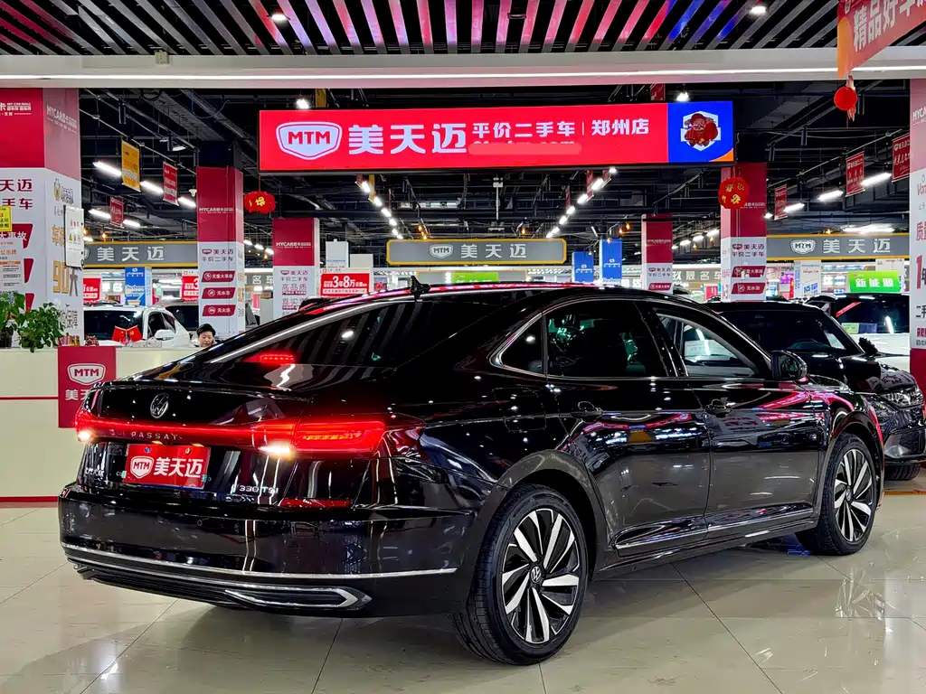 Volkswagen Passat — фото 4