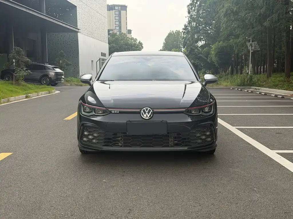 Volkswagen Golf GTI — фото 2