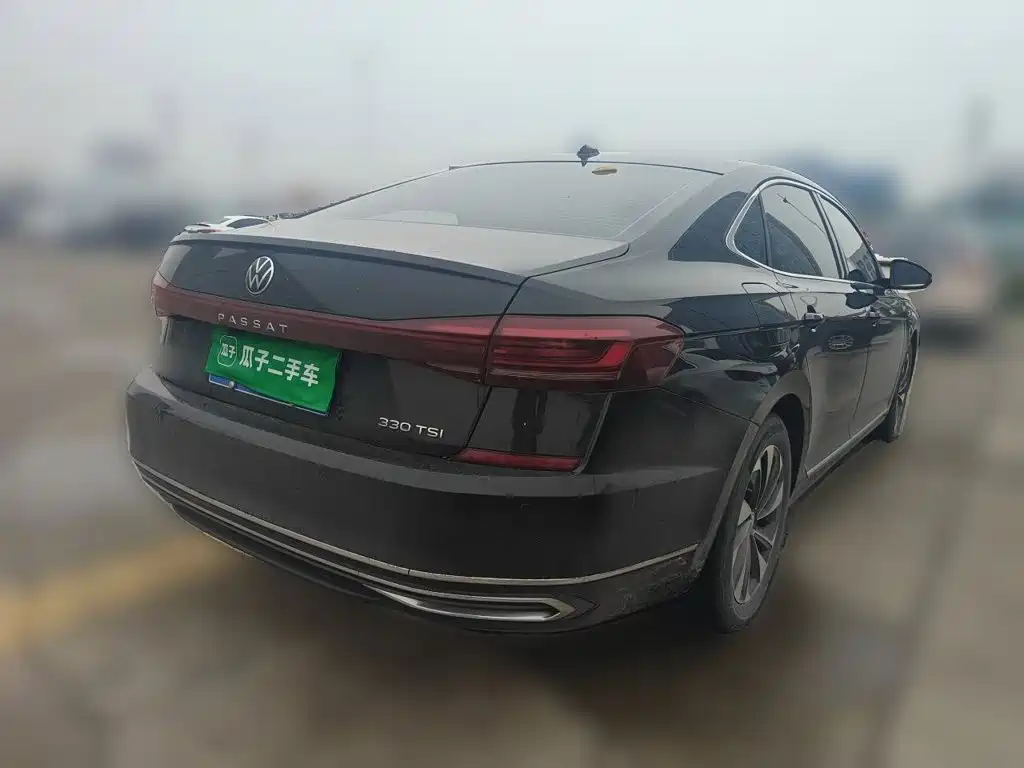 Volkswagen Passat — фото 4
