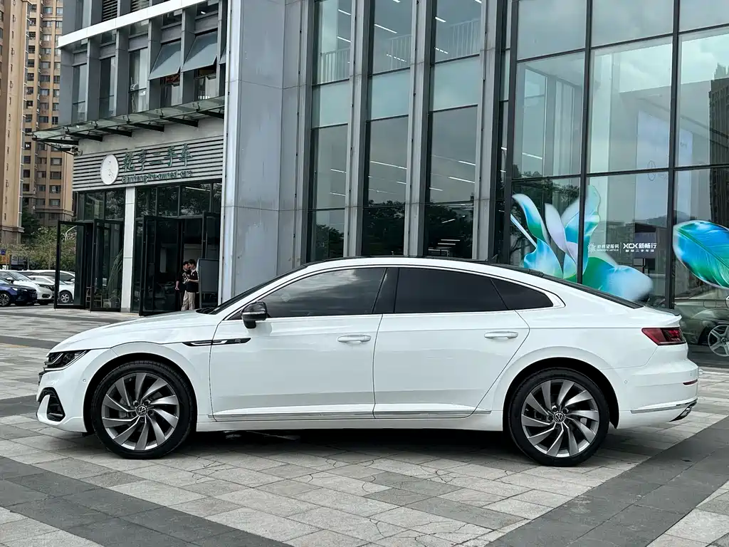 Volkswagen CC — фото 3