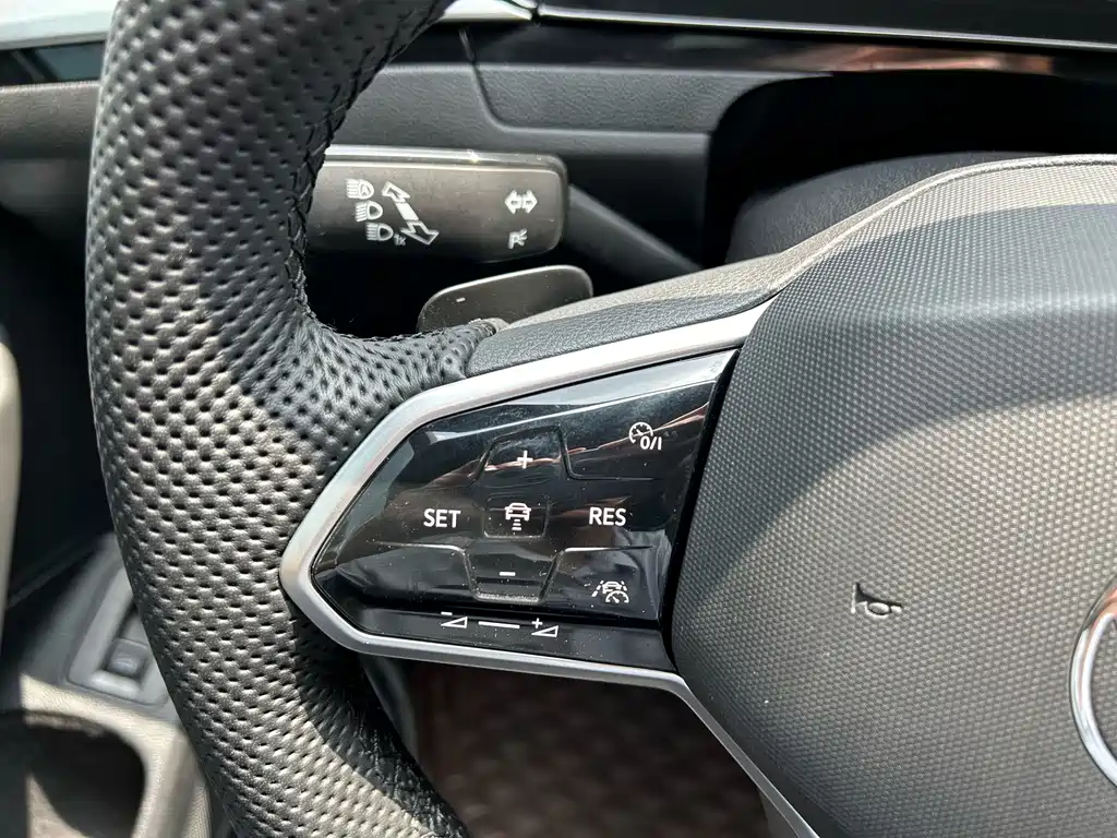 Volkswagen CC — фото 24