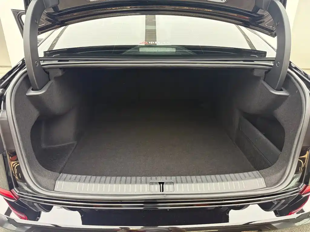Volkswagen Passat — фото 6