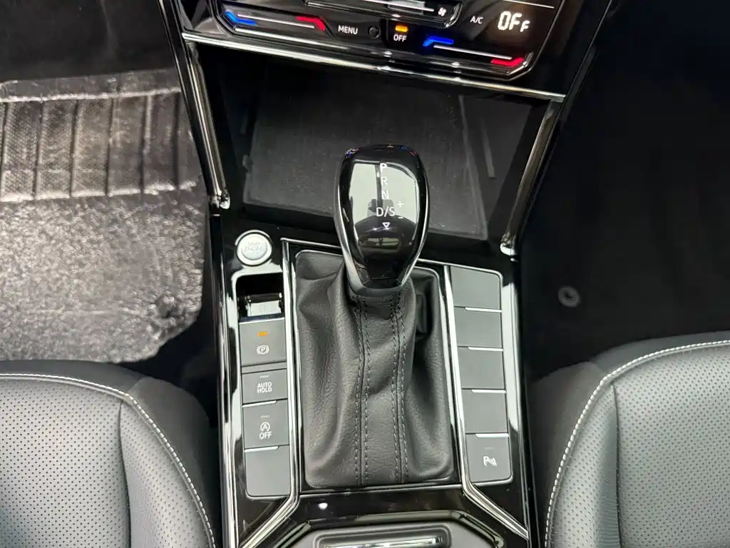 Volkswagen Passat — фото 10