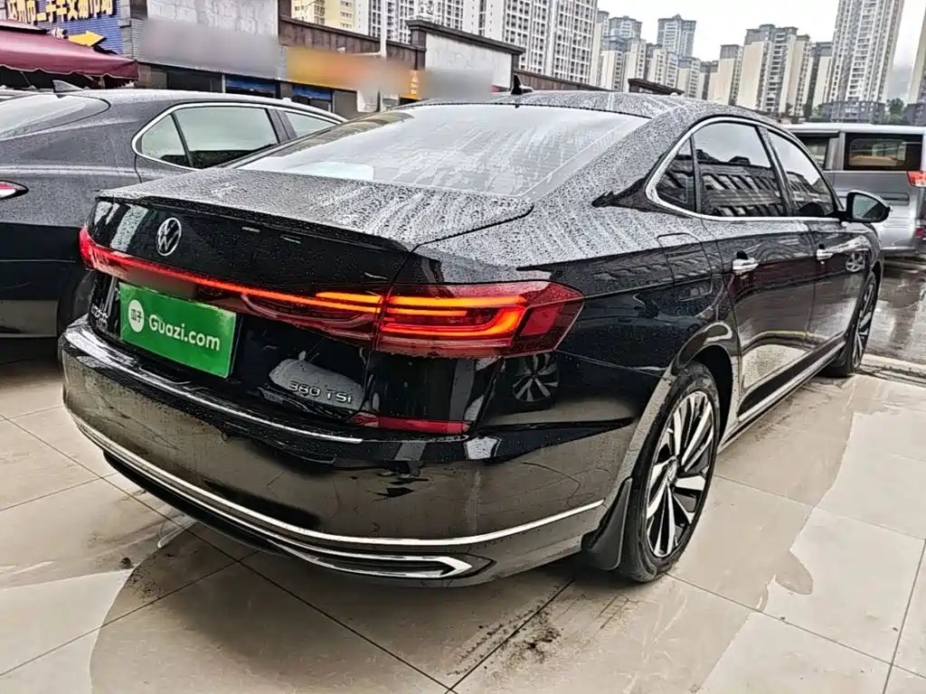 Volkswagen Passat — фото 7