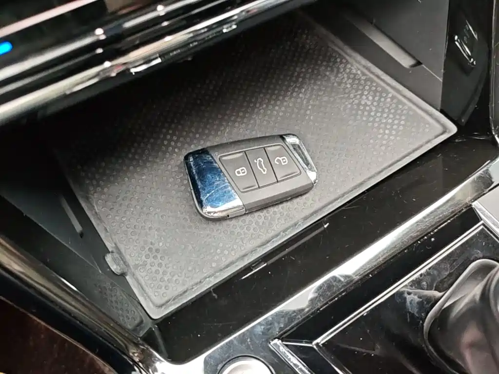 Volkswagen Passat — фото 9