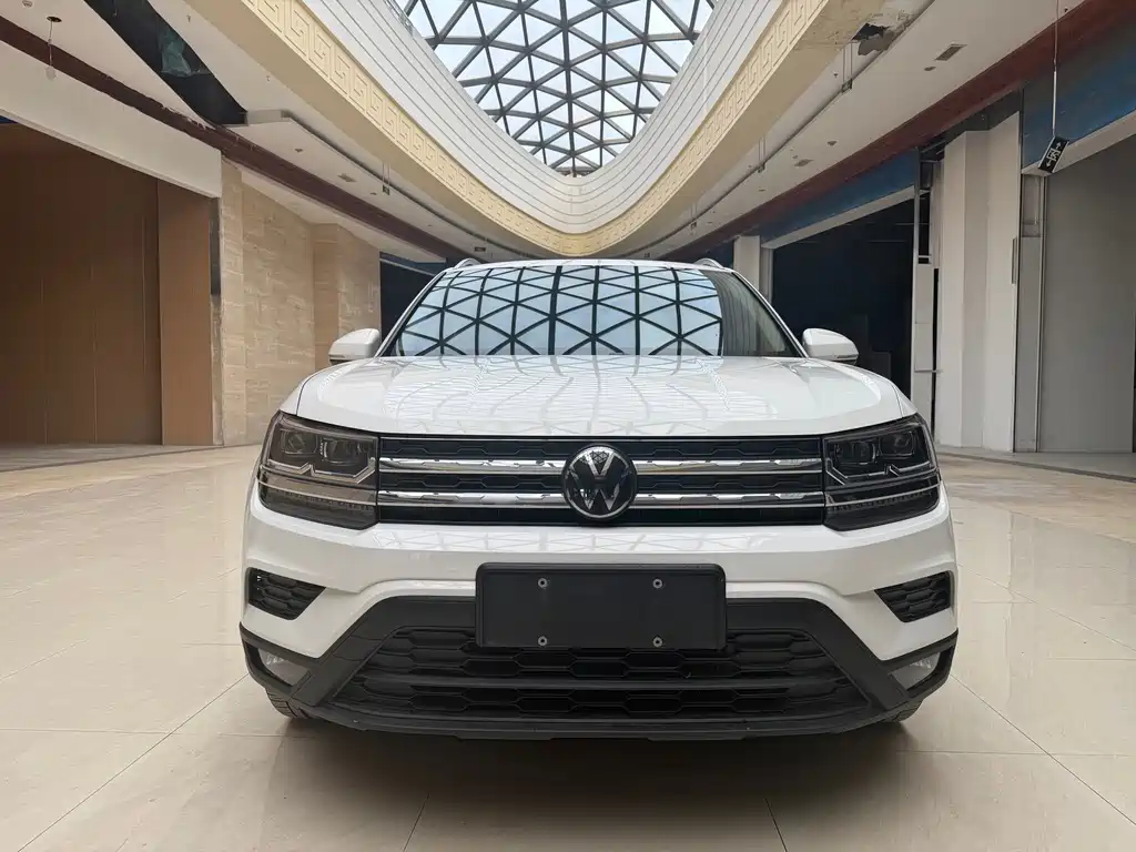 Volkswagen Tharu — фото 2