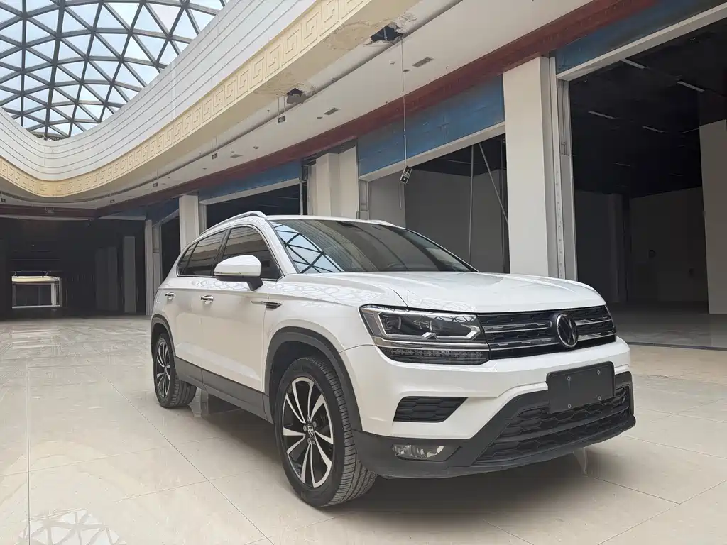 Volkswagen Tharu — фото 3