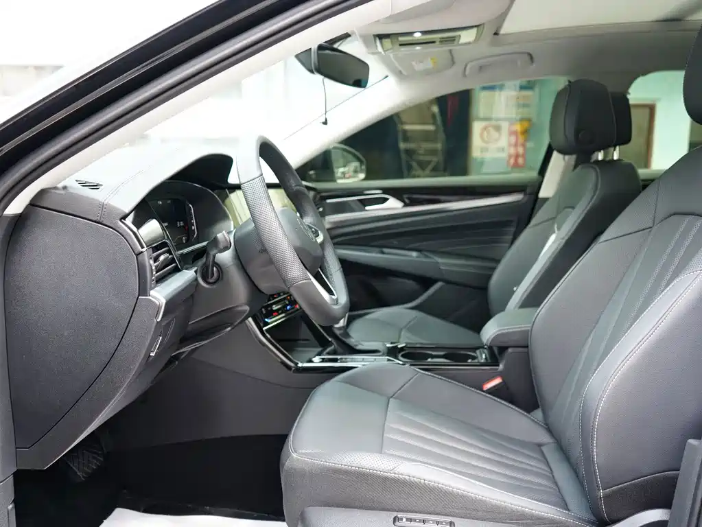 Volkswagen Passat — фото 4