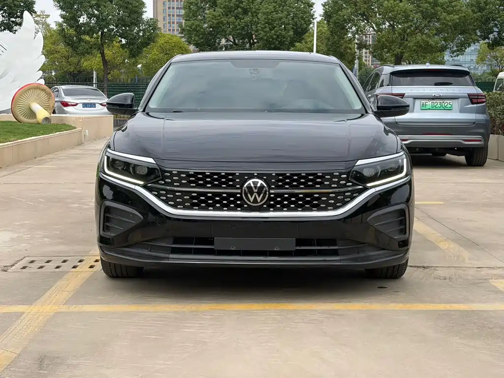 Volkswagen Passat — фото 2