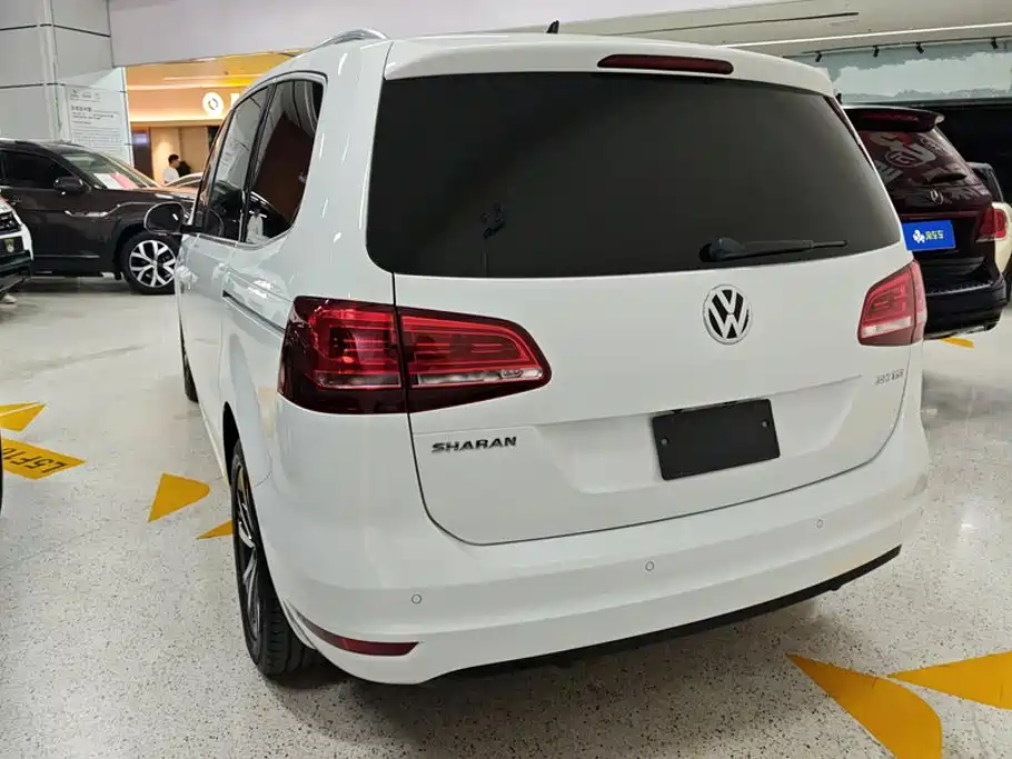 Volkswagen Sharan — фото 3