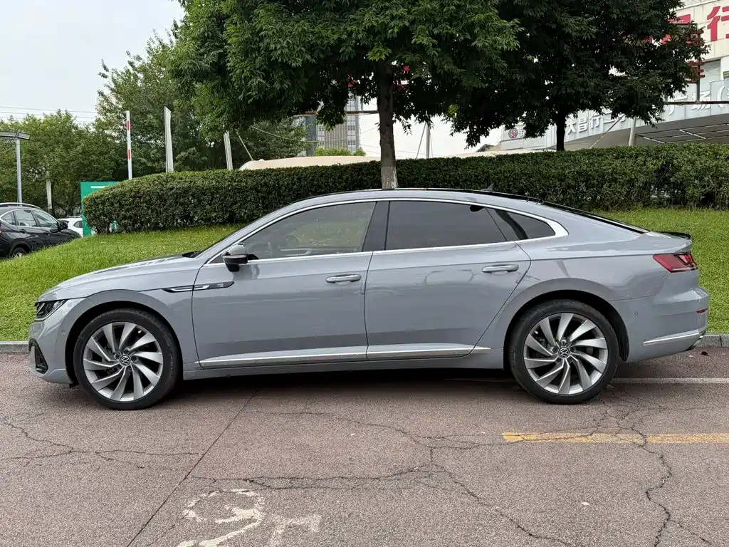 Volkswagen CC — фото 3