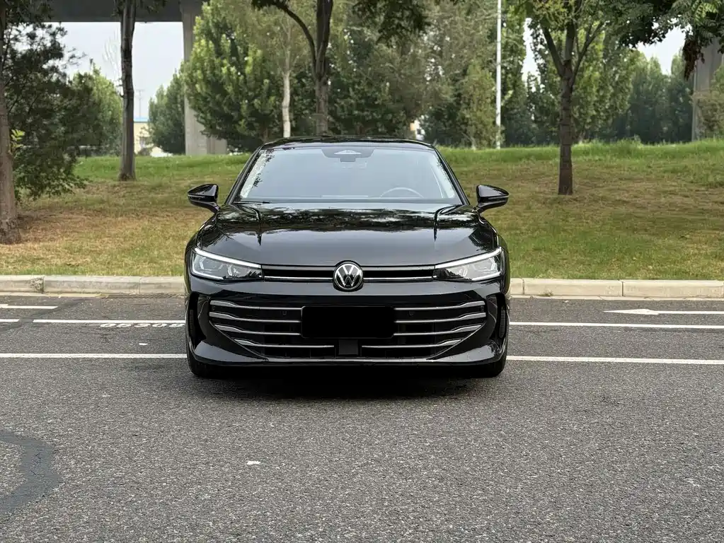 Volkswagen Passat — фото 2