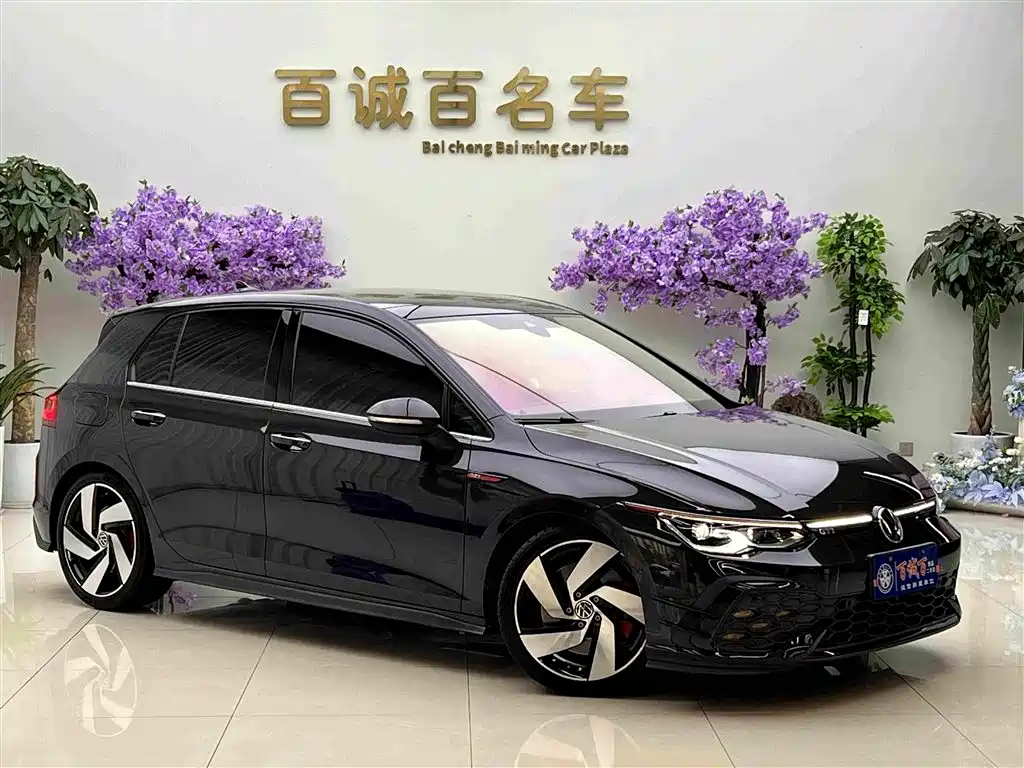 Volkswagen Golf GTI — фото 4