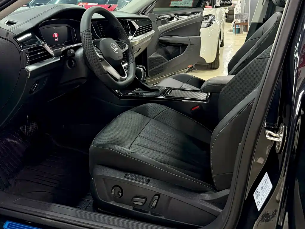 Volkswagen Passat — фото 4