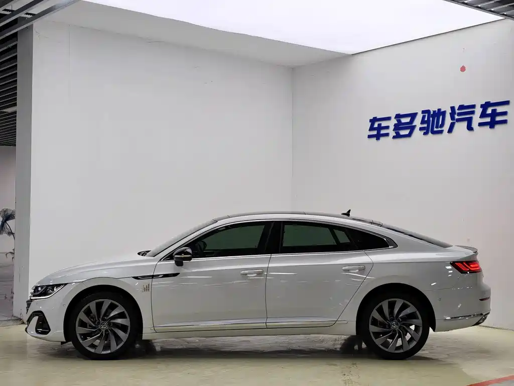 Volkswagen CC — фото 4