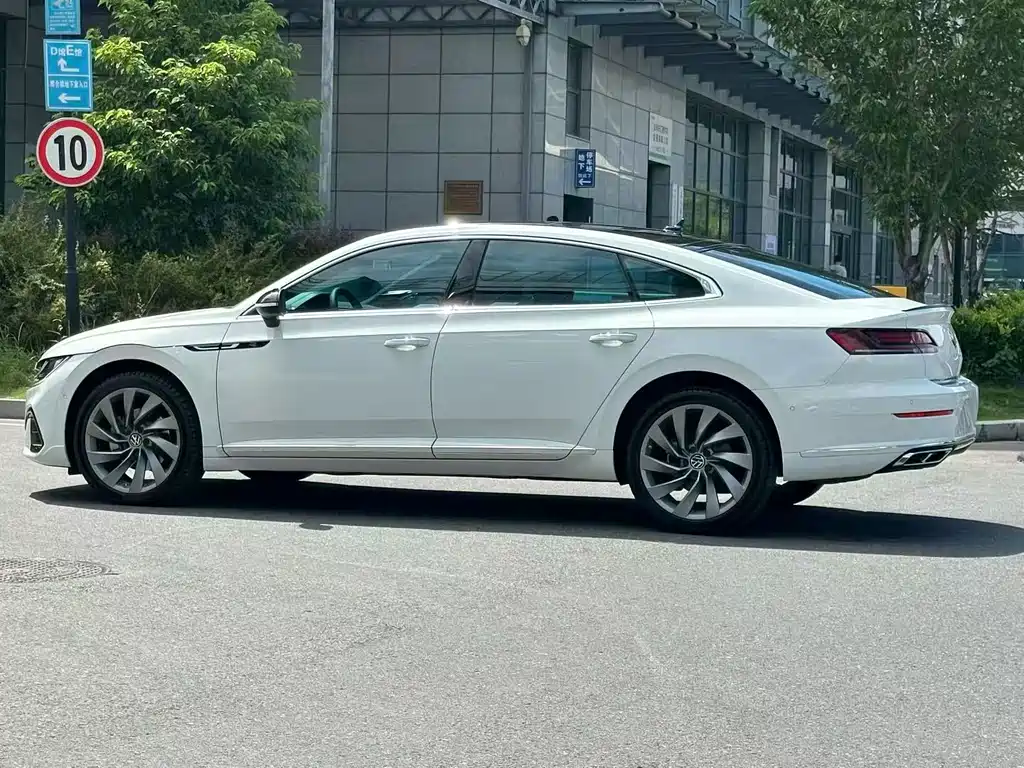 Volkswagen CC — фото 7