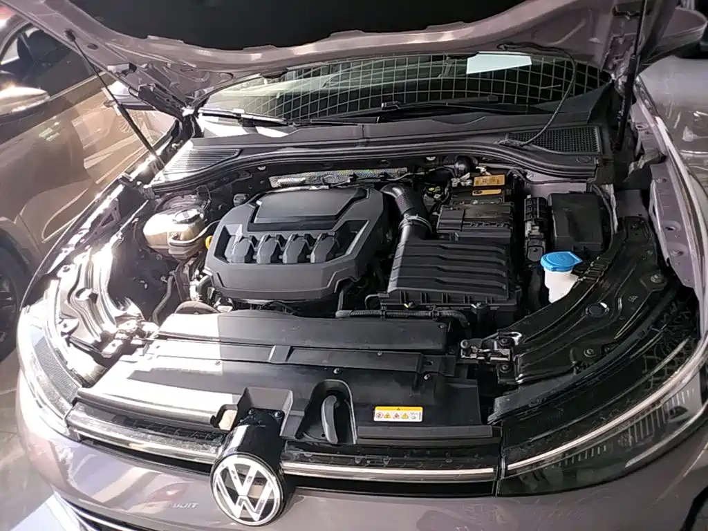 Volkswagen Passat — фото 20