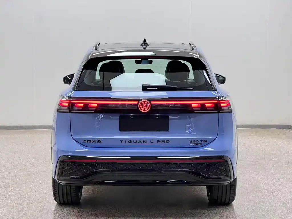 Volkswagen Tiguan L — фото 5
