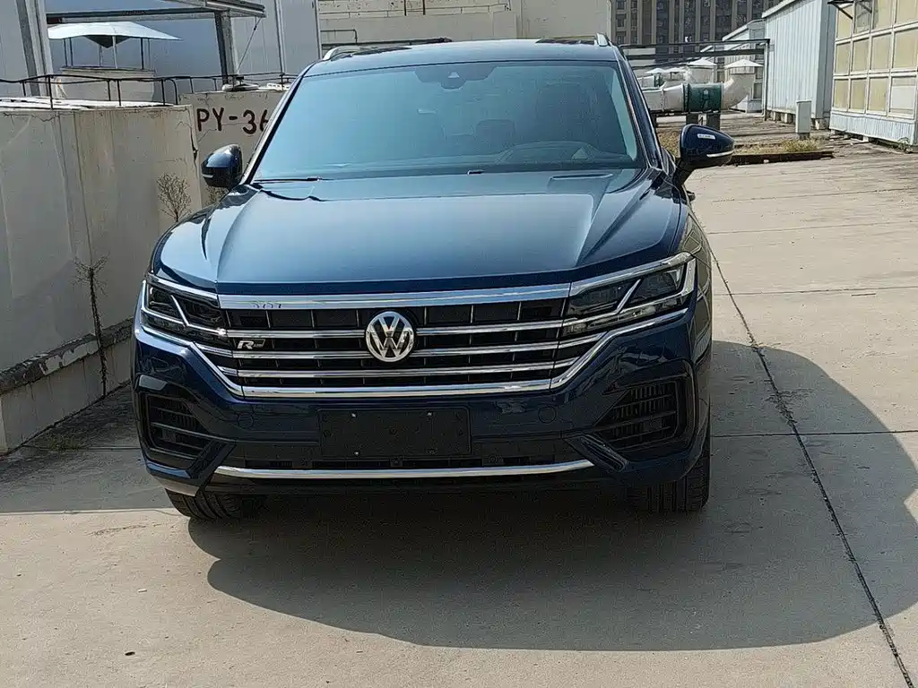 Volkswagen Touareg — фото 2