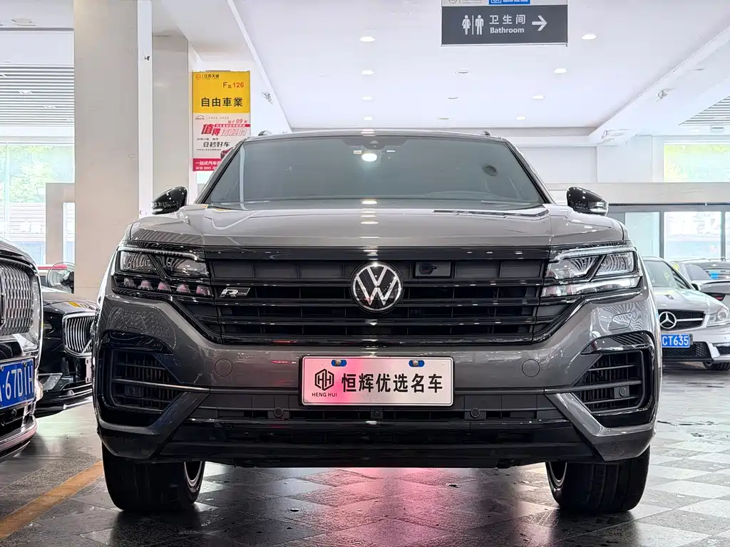 Volkswagen Touareg — фото 2