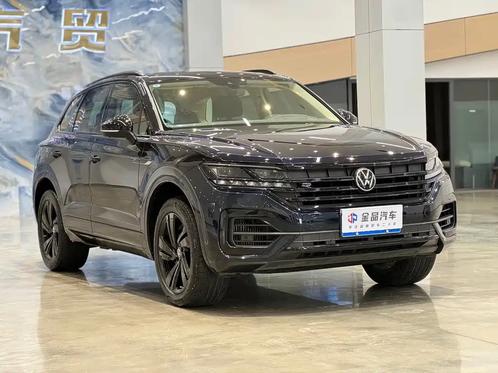 Volkswagen Touareg — фото 3