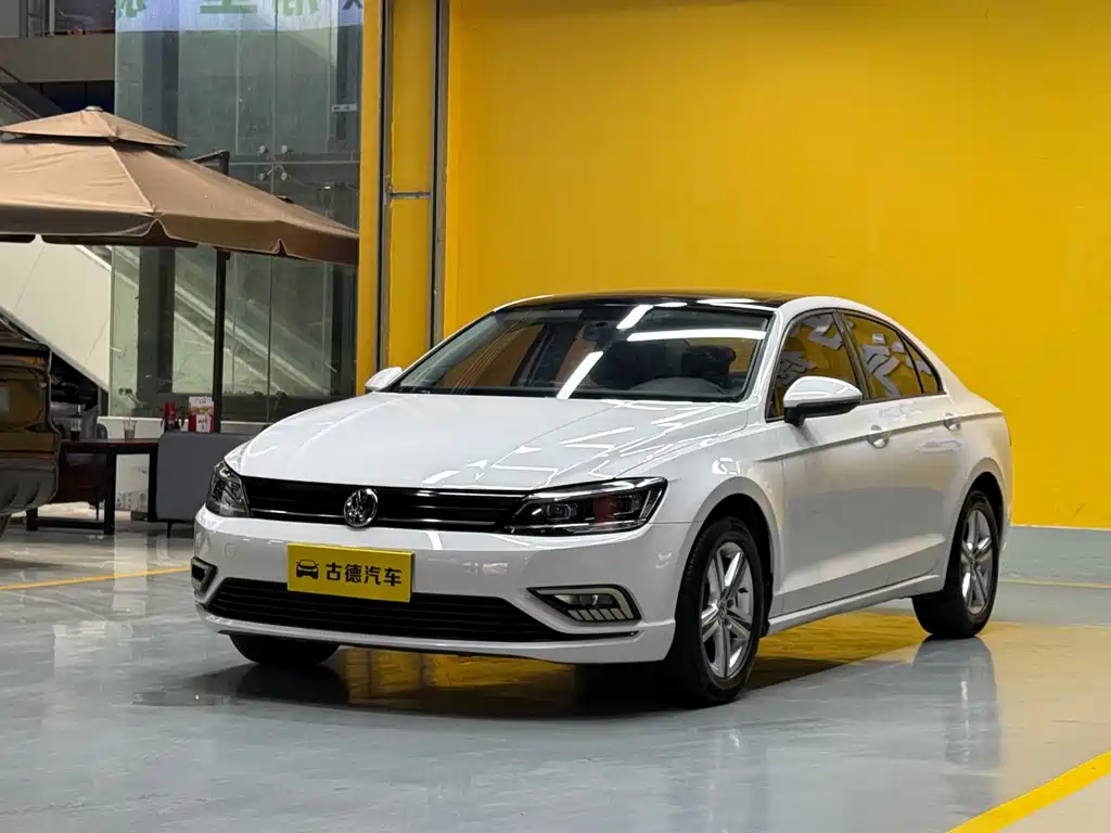 Volkswagen Lamando