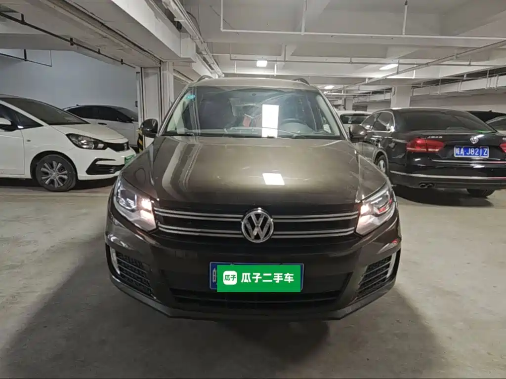 Volkswagen Tiguan — фото 2