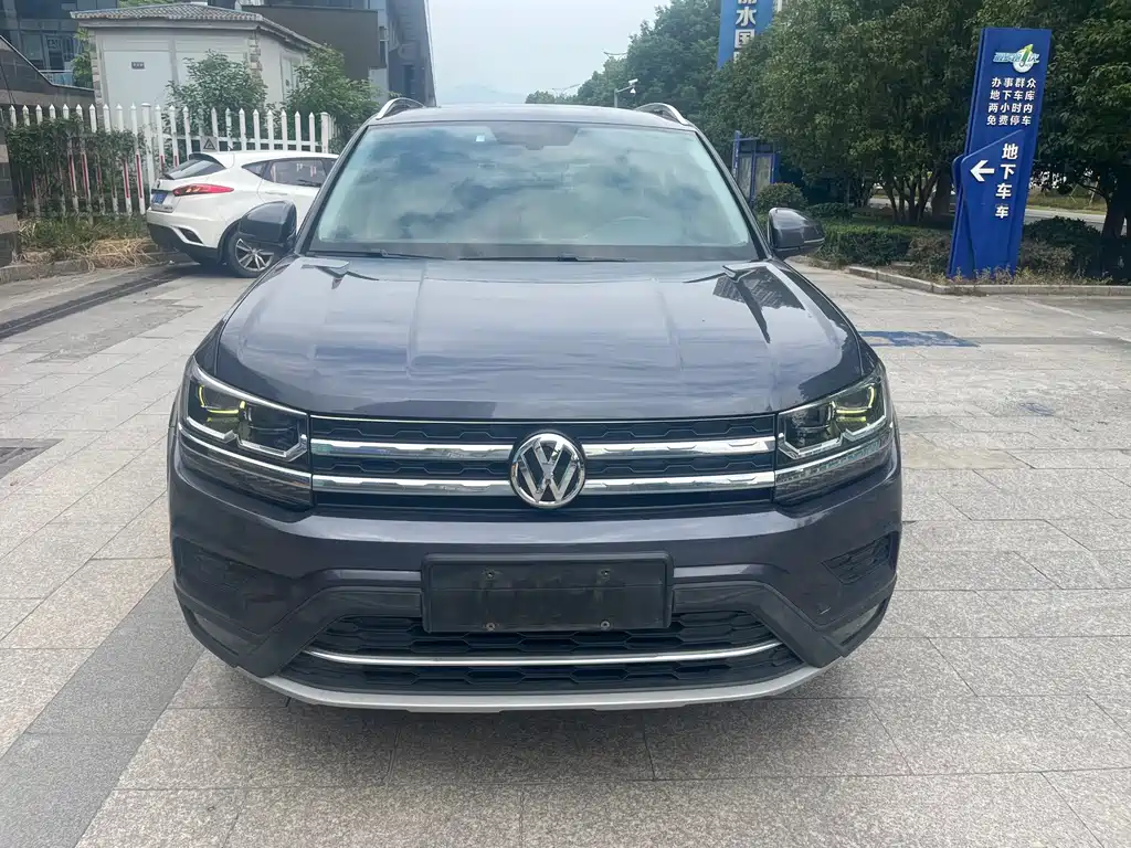 Volkswagen Tharu — фото 5