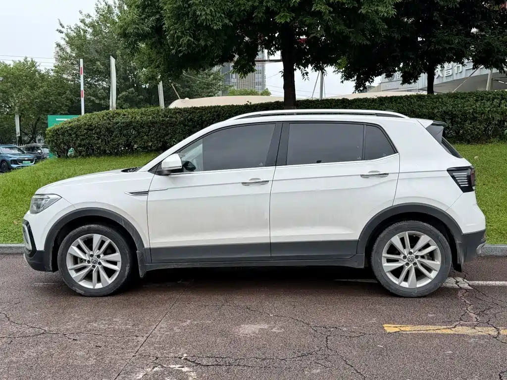 Volkswagen T-Cross — фото 3