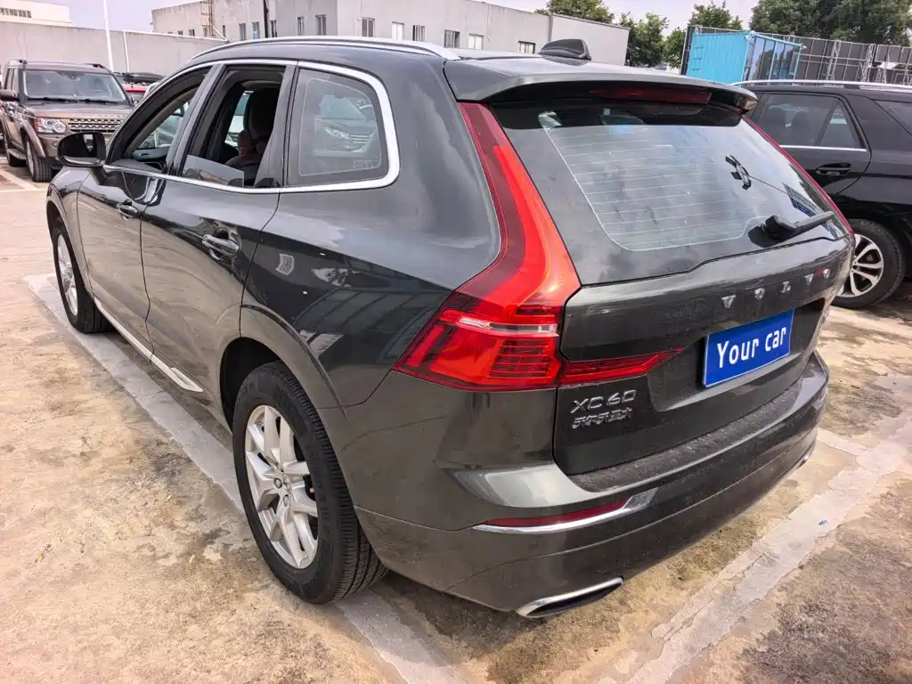 Volvo XC60 — фото 3