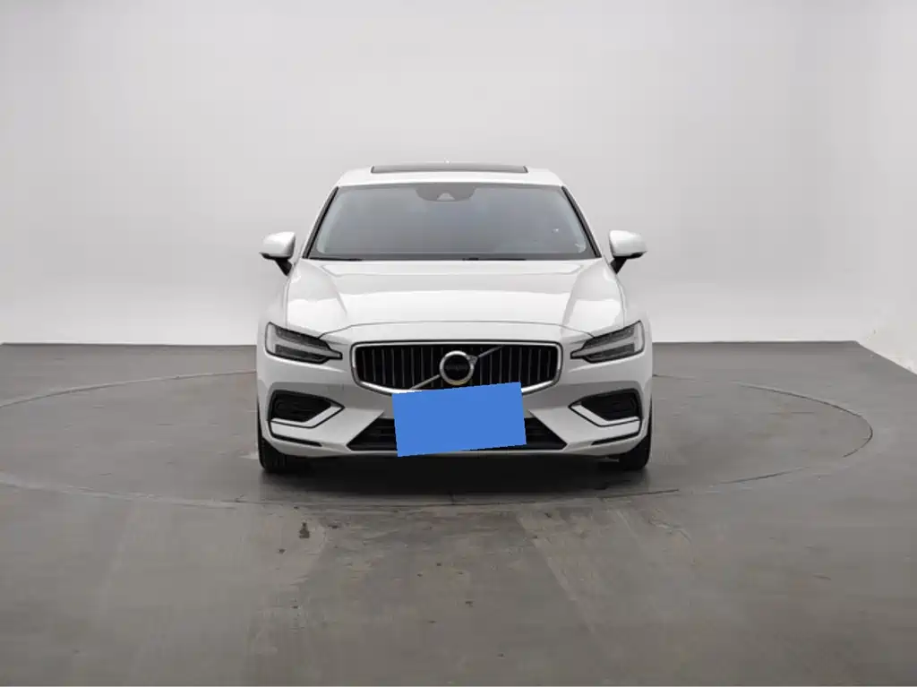Volvo S60 — фото 2