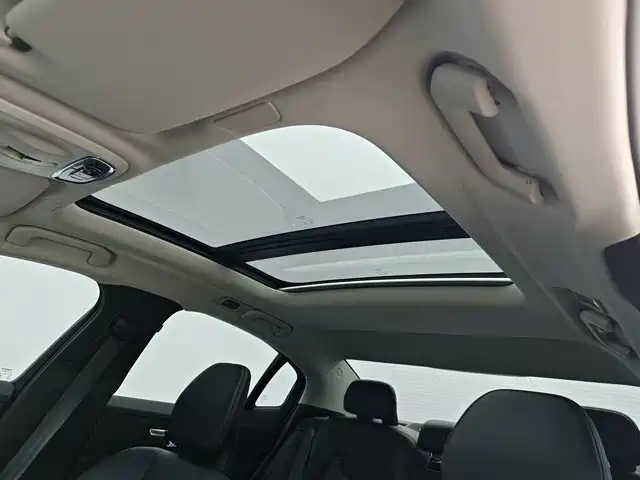 Volvo S60 — фото 11