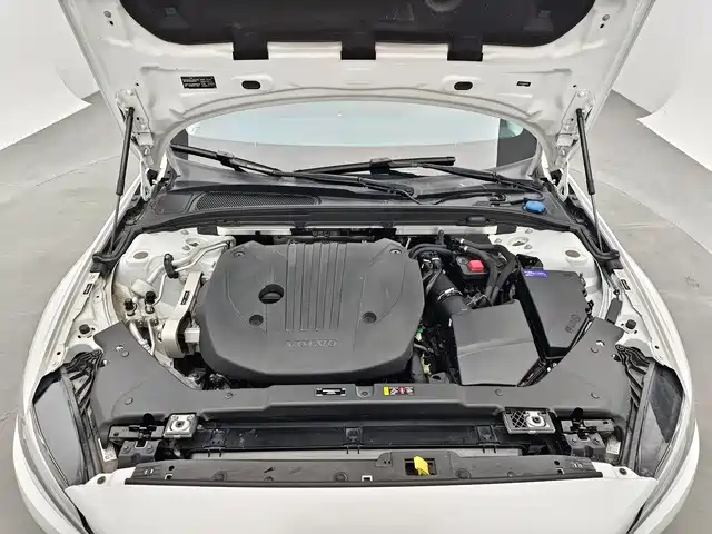 Volvo S60 — фото 15