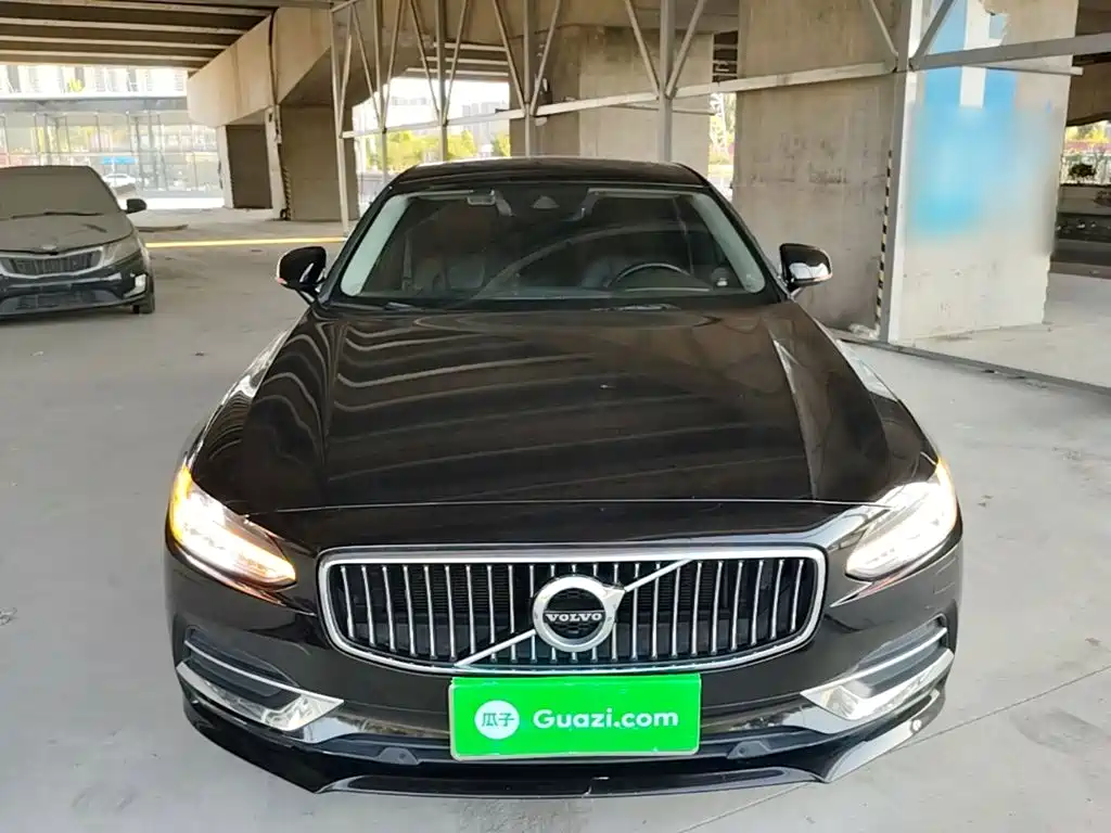 Volvo S90 — фото 3